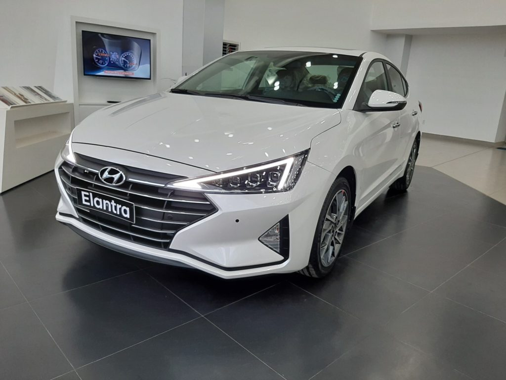 Giá xe Hyundai Elantra 18/4/2020 đà nẵng